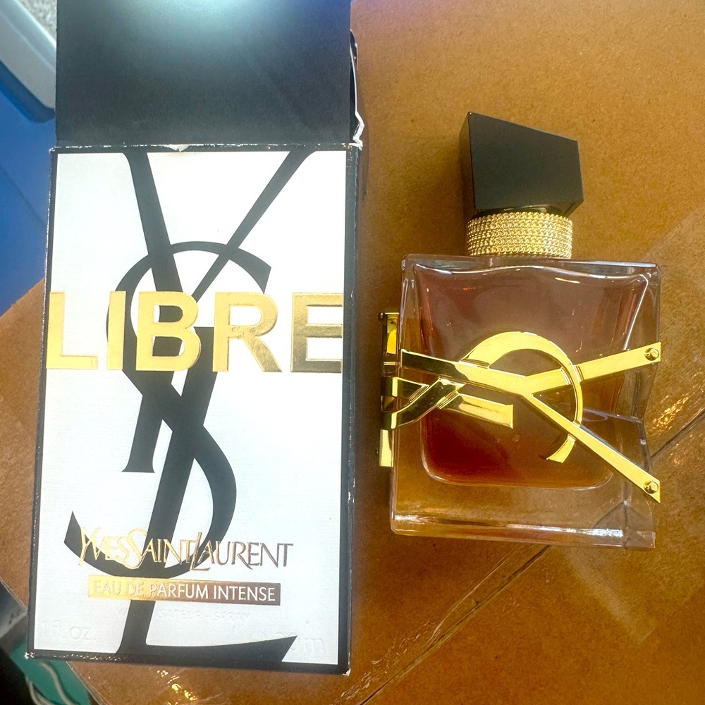 Yves Saint Laurent Libre Eau de Parfume- In Box  1 oz bottle  Make me an…